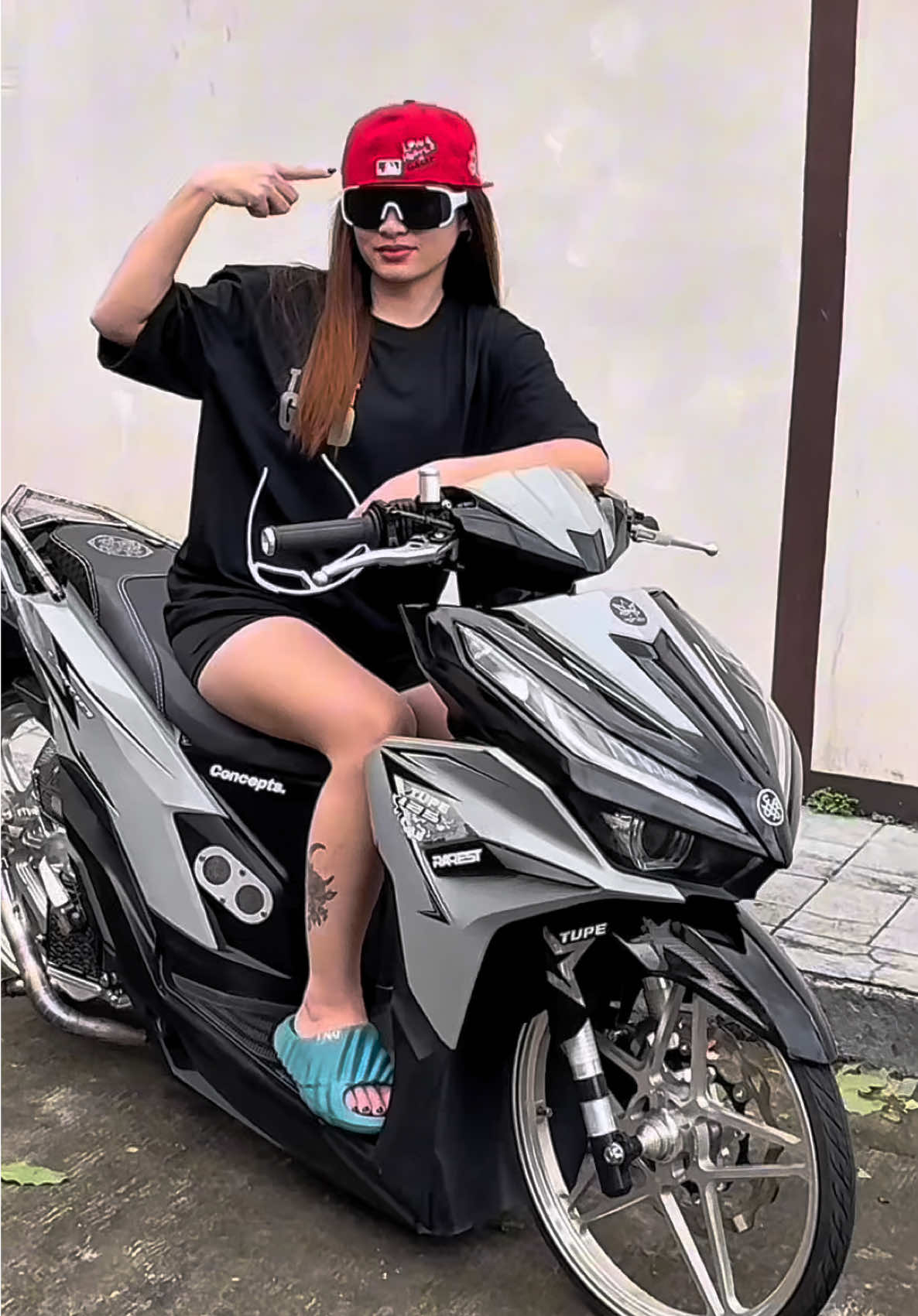 Outdoor sunglass #lalaycocadiz #sunglass #outdoorsunglass @PNJ ERA 