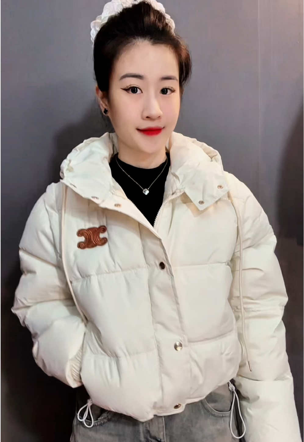 Siêu đẹp luôn nè 🥰🥰🥰#vuthithanhhue95 #xuhuong #aophaonu #aophao2025 #aophao 