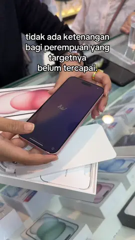 ~Promo cuma 13jtan iphone 15 plus 128gb new resmi iBox ~Gratis kepala original, anti gores kaca dan casing ~Bisa cicilan tanpa DP Cicilan mulai 600rban ~Bisa tukar tambah Nama toko: Ali Store 📍Tangcity mall, lantai LG blok A27 #iphone #iphone15pluspink 