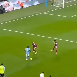 doku vs bradley🩵☺️⚡️ #manchestercity #doku #city #foryoupage  #typ 