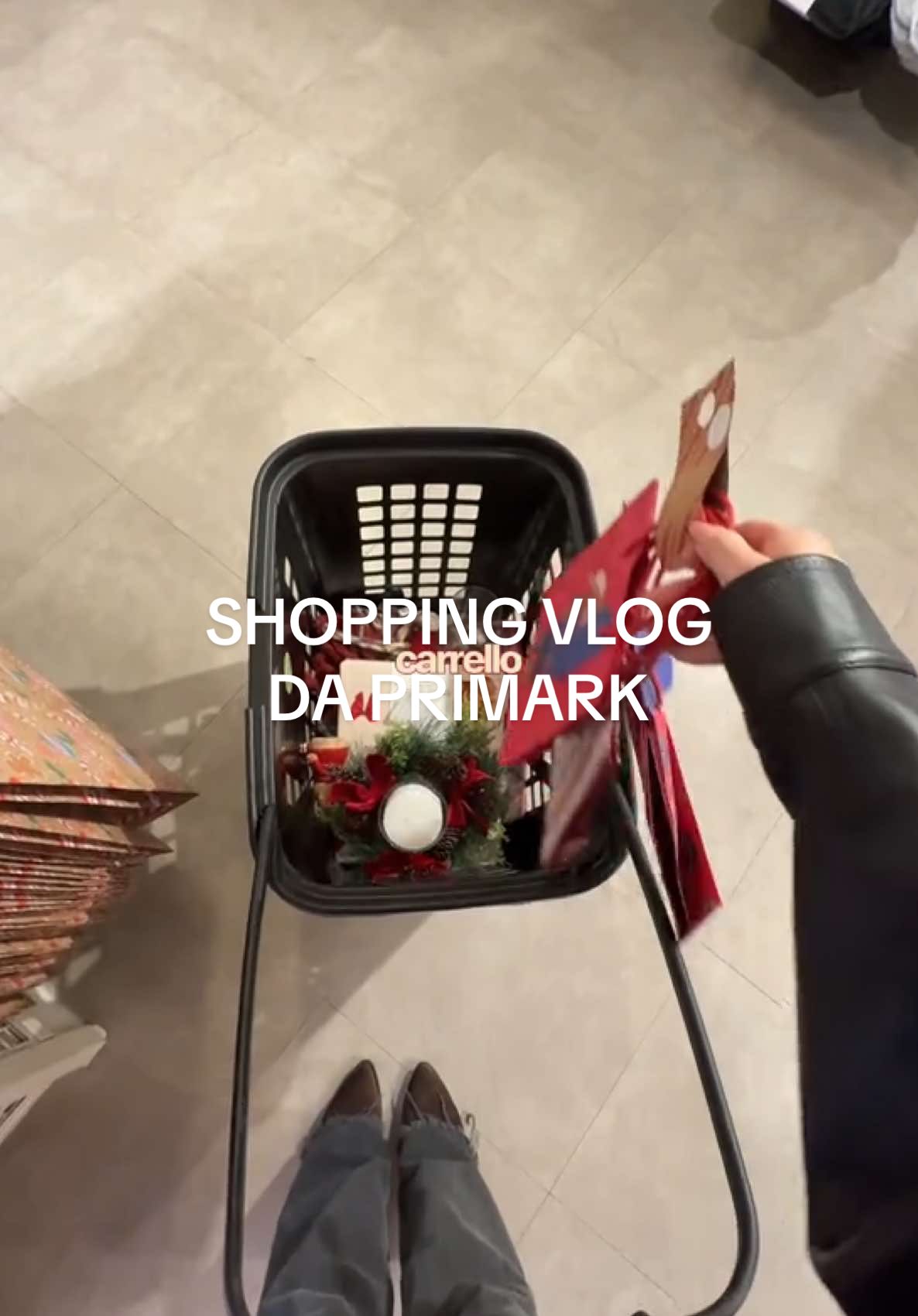 #Vlog shopping di Natale da Primark!! 🛍️🌟 seguimi per vedere l’haul ovviamenteeee! #viral #foryou #christmasshopping #primark @Primark 