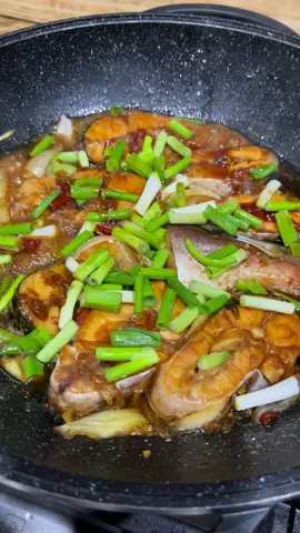 11-10-25  Cá ba sa kho  Xin mời cả nhà! 