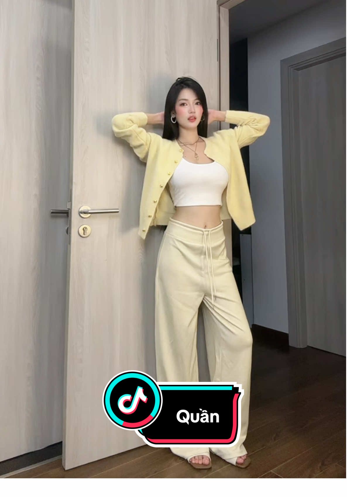 Form đẹp mê #xuhuong #viral #tiktokthoitrang #outfitideas #fyp 