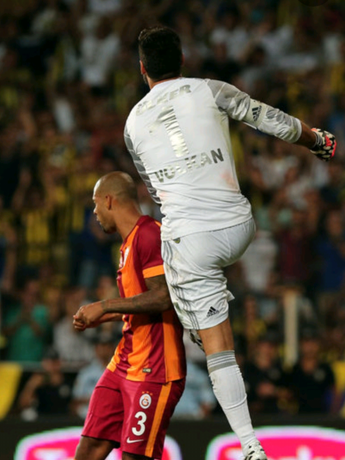 derbi öncesi 6s'yi hacamat edicek #fenerbahçe #volkandemirel #gençlerbirliği 