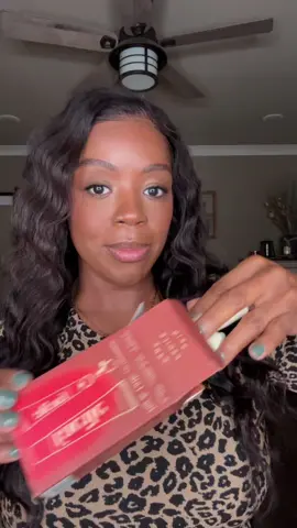 This lippie>>>>😍 @Facile Skin #lippie #facile #lipcare #unboxing #unboxingvideo 