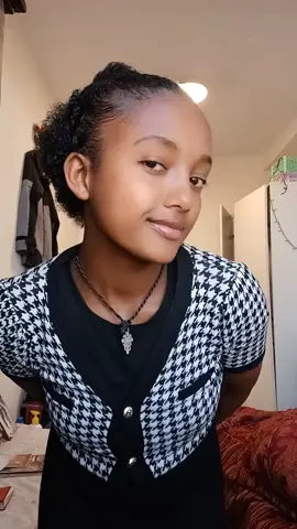 አረ ፎሎ#ethiopian_tik_tok🇪🇹🇪🇹🇪🇹🇪🇹 #Vlog #viral @Helina ayalew @Bambi habesha @🤎aki wisdom🤎 @Adonay @linaaleex34 @kk🦅 @hana_girma_k 