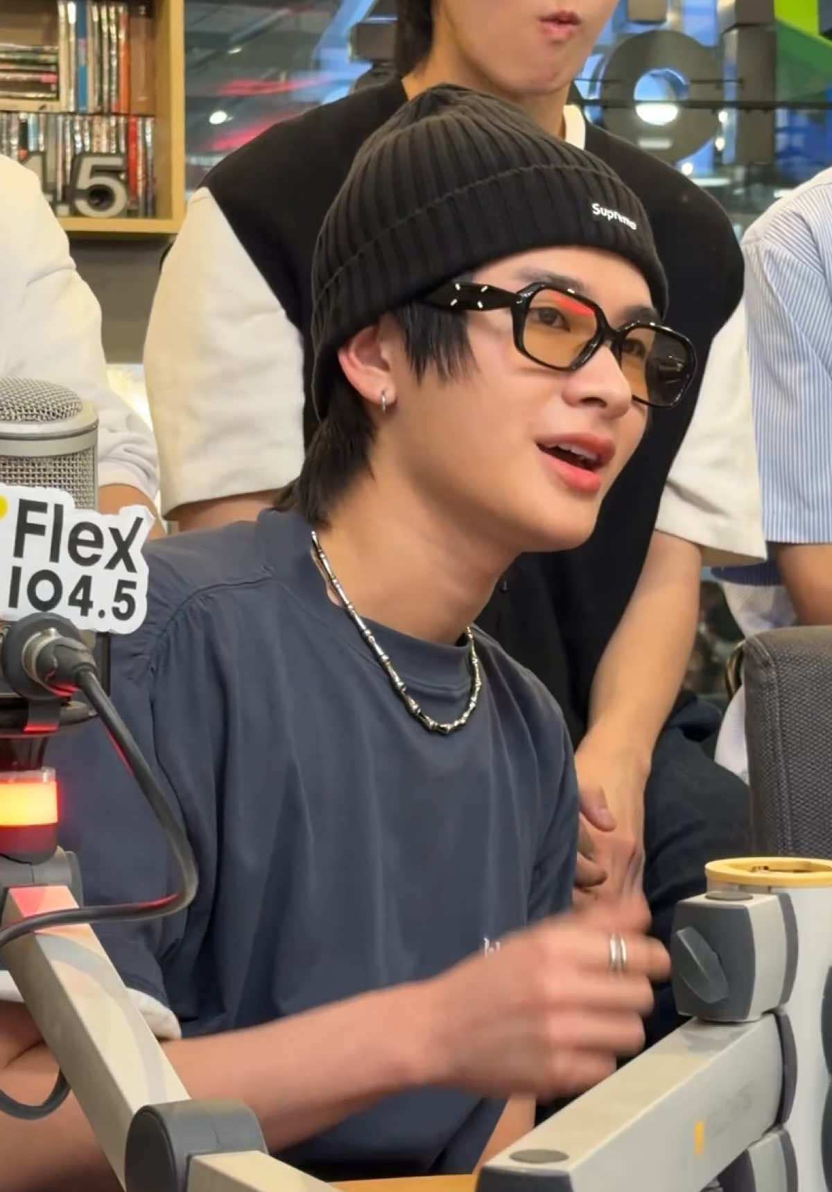 การเดินทางจากน้องไทย เพราะมากค้าบ ร้องเพลงเยอะๆได้เลย ♥️ — ( #thaichayanon #ไทยชญานนท์ #fyp #foryou )