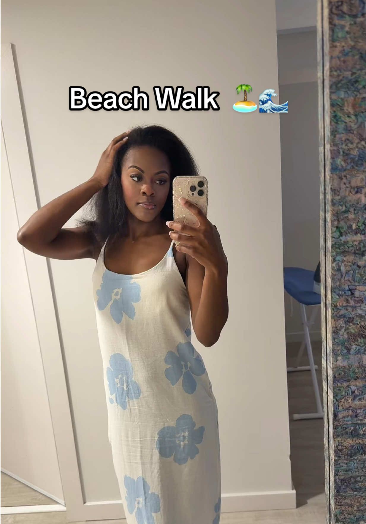 Beach Walk 🏝️ 🩷 #KeyFrost #Vlog