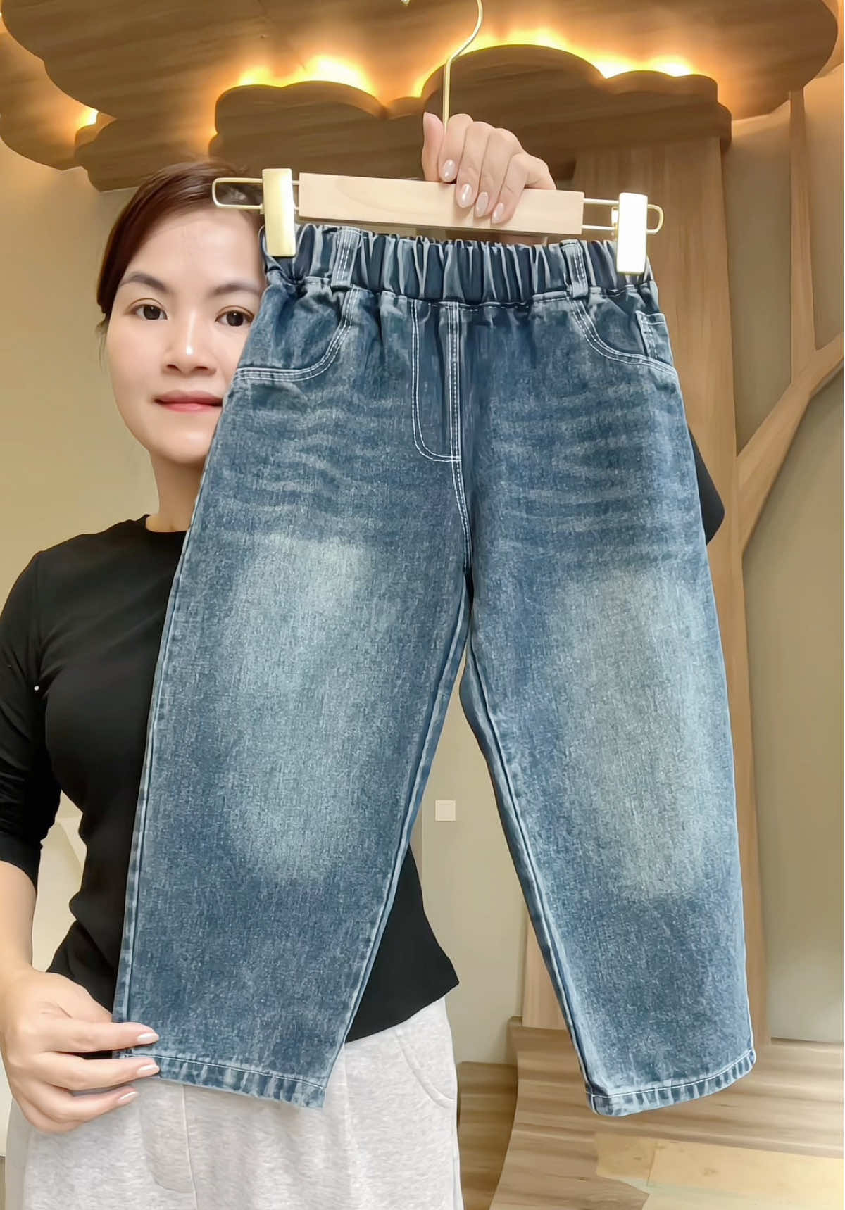 Quần jean dài dáng baggy cho bé trai. Quần jean cho bé trai#taphoanhabeson #quanjeanchobe #quandaichobe#quanjeanchobetrai #quanaotreem 