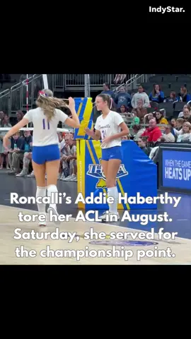 Roncalli senior Addie Haberthy tore her ACL in August. She returned to the floor for Saturday’s Class 3A volleyball final, serving for the championship point. To read Brian Haenchen's story, tap the link in bio. Video by Brian Haenchen/IndyStar. #IHSAA #highschoolvolleyball #volleyball
