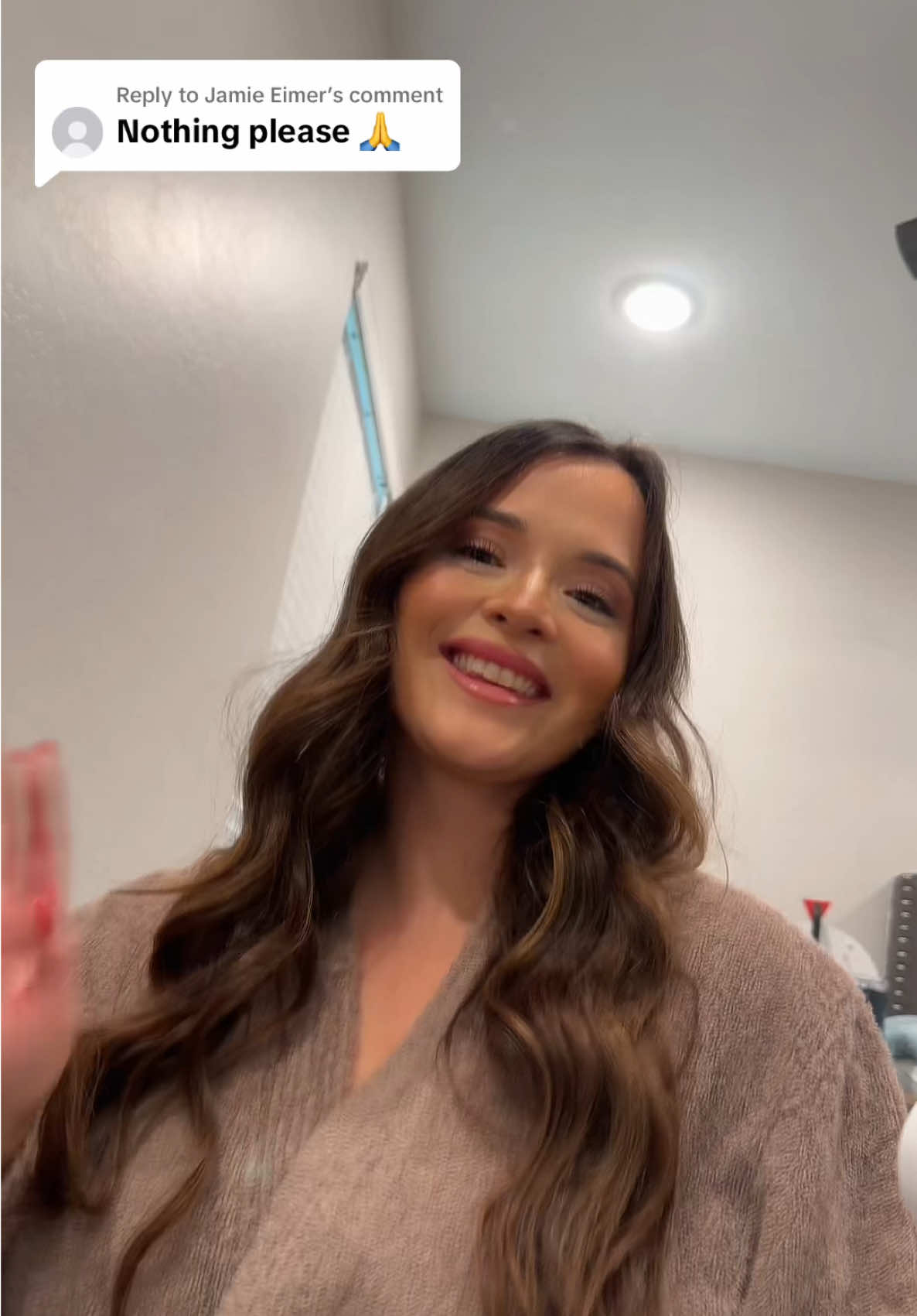 Nothing 😉 #mirror #clean #brunette 