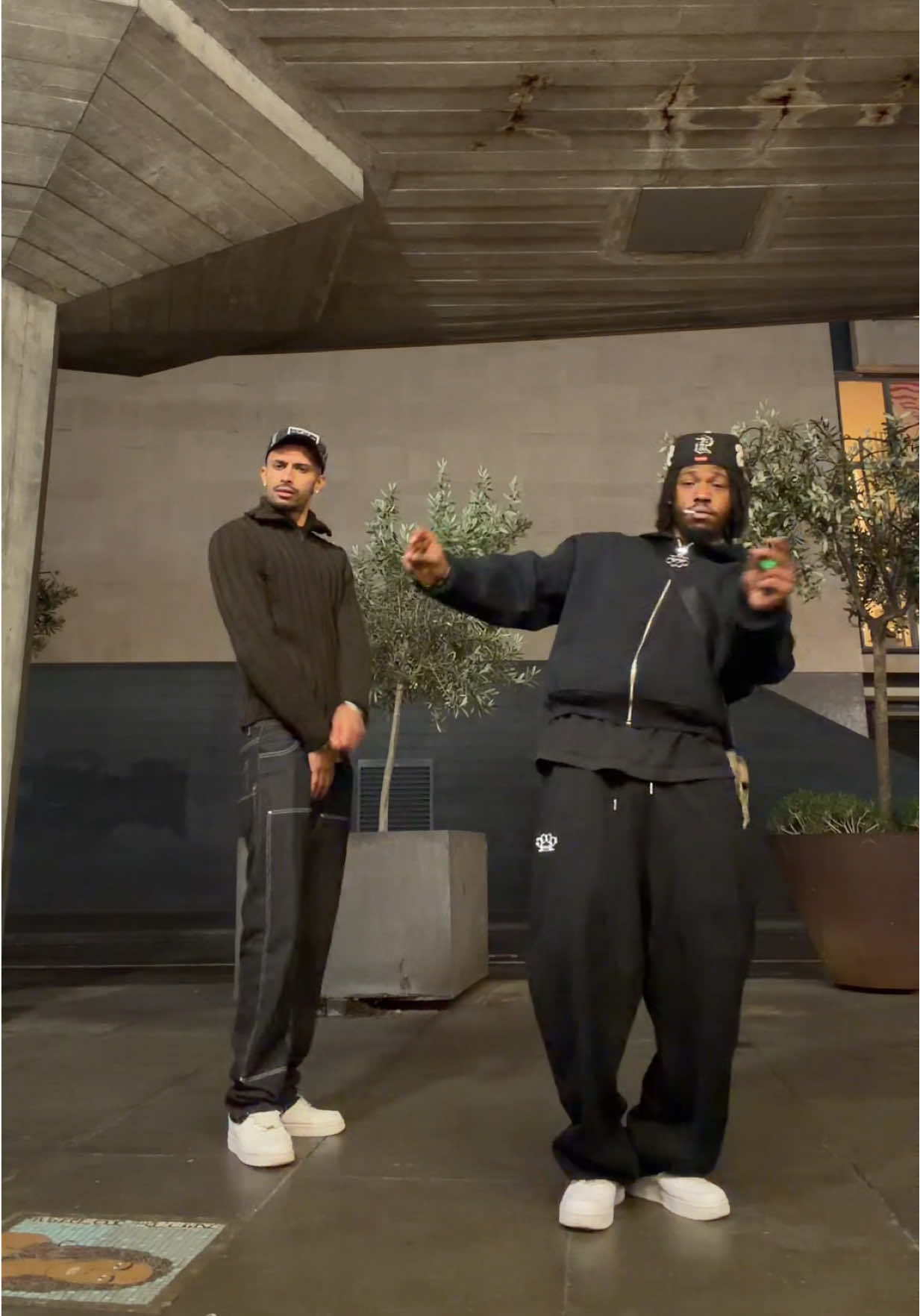 The part got crack in it😂🔥🎵 NEW DC‼️// Me 