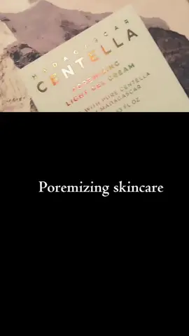 Tu cherches une peau plus lisse, des pores resserrés et un teint net sans effet sec ? 😍 Routine peau nette avec le nouveau trio Skin1004 Poremizing 💗 → Un rituel centella & argile rose qui purifie, resserre les pores et garde la peau hydratée sans tiraillements. ✨ 1️⃣ Poremizing Fresh Ampoule : texture ultra légère, resserre les pores dès la 1re semaine sans coller. 2️⃣ Light Gel Cream : une hydratation fraîche et rebondie parfaite sous le maquillage. 3️⃣ Quick Clay Stick Mask : un must pour détoxifier sans agresser ! Application express, effet peau propre immédiat 💆‍♀️ ✨ Peau apaisée, plus douce et lumineuse 🌸 merci @skin1004official J'ai reçu ce produit de la part de @go.picky Et @SKIN1004 US  #skin1004 #poremizing #centella #skincareaddict #ugccreator    @Picky KBeauty 