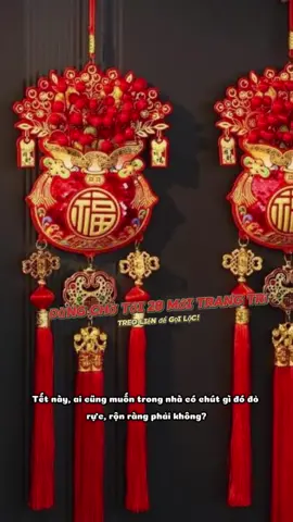 Tết này, chỉ cần treo một đôi túi đỏ thôi là thấy nhà mình rộn ràng hẳn lên 🎋 Mỗi sợi tua – mỗi chữ Phúc đều mang ý nghĩa cầu may, gọi lộc về nhà  💕 🧧 Treo sớm để Phúc vào nhà trước nhé! #TúiMayMắn #TrangTríTết2026 #DecorTết #ĐỏRựcĐónXuân #TreoPhúcĐónLộc