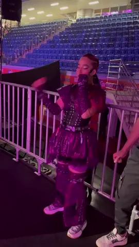 A Kat e tão fofinha dançando🥴💜#fyy #katlenof 