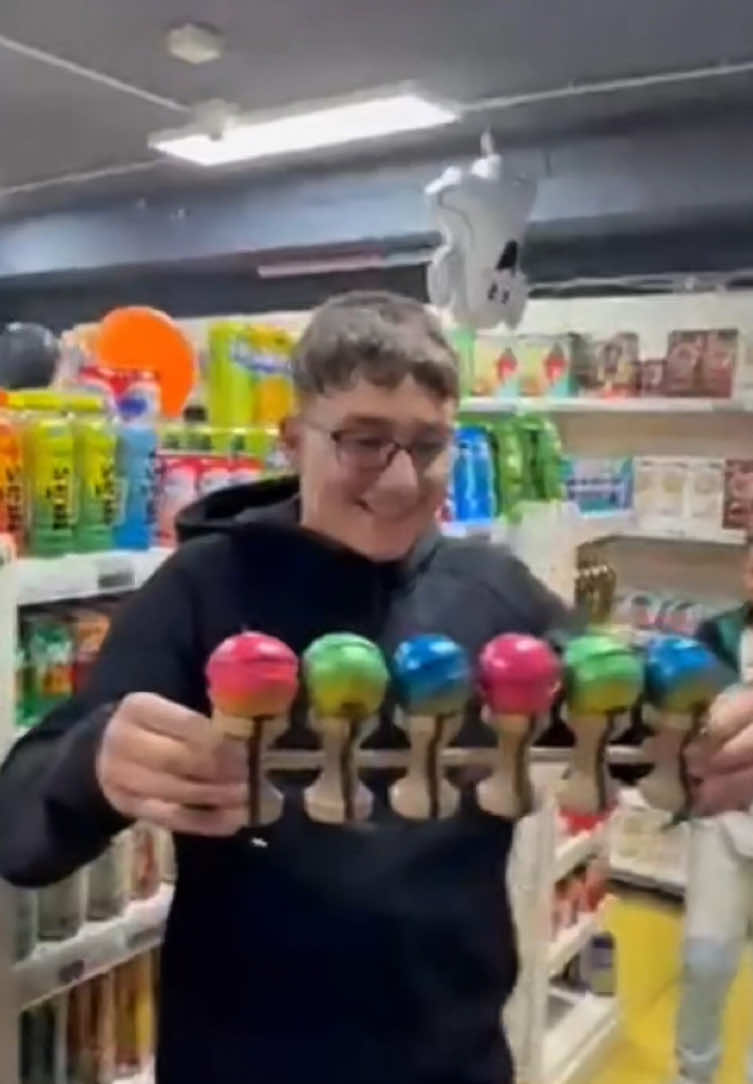 #sum179 #kendama #sweets #Romania #bucuresti 