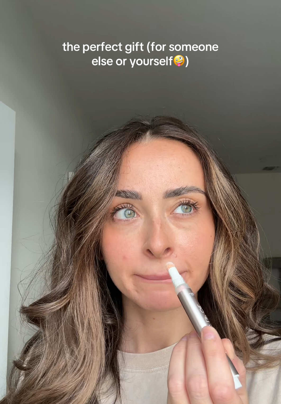 You need to smell them all it’s incredible how on point the names are #tartecosmetics #tarteholidaysets #tarte #holidaygiftideas 