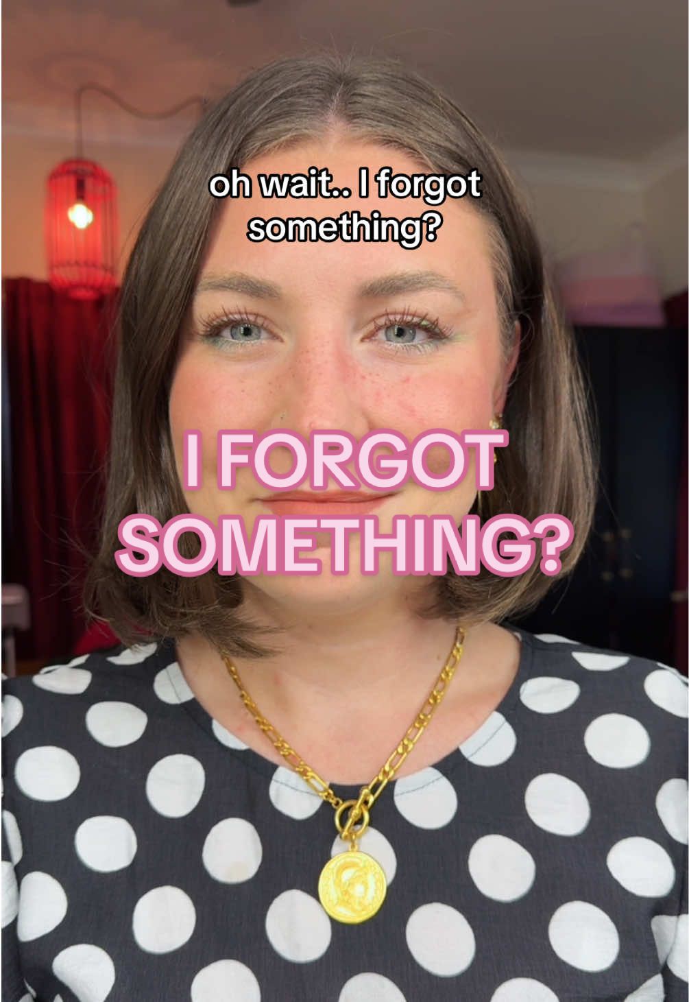 the older I get the more “me” I feel without all the glitz and glam 🥺❤️ reminder as we head into the weekend: never apologize for your appearance and always remember you’re beautiful with AND without makeup ✨ xo RB