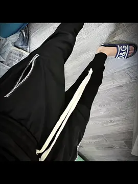 Quần nỉ jogger boypho hoạ tiết trơn #thoitrangthinhhanh #xuhuong #boypho #chaypho #quannijogger 