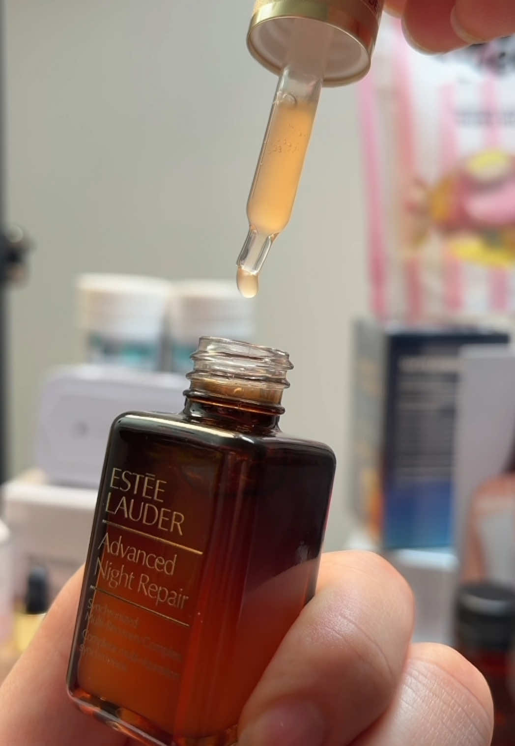 Este Lauder Adanced Night Repair 7 in 1 Serum