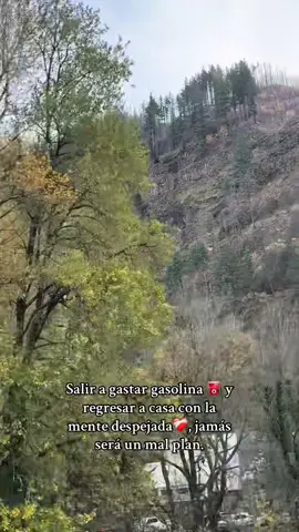 Agarrar carretera con tu amorcito es el mejor plan 🥰 siempre !!! #falls #trail #cascada #trip 