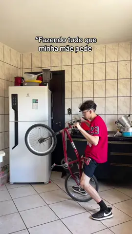 Sou obediente pra minha mãe 