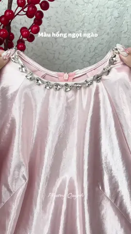 Áo dài tết màu trơn dáng suông #aodaitet #aodaicachtan #aodai #thoitrang #fypシ゚ 