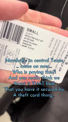 Maybe I’m the weird one instead of Marshall’s? 🤷🏼‍♀️ Is this some viral amazing Jockey jacket that we *must* all run and buy?! 🏃🏽‍♀️💨 @Marshalls  #shopping #marshalls #weekendfinds #holidayshopping #error 