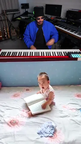 🤣 baby reading a book 