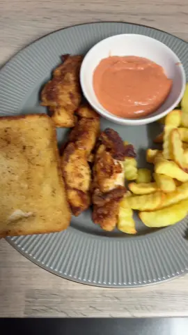 Home made raising cane’s 😋 #fakeaway #raisingcanes #fyp #cooking #mumlife 