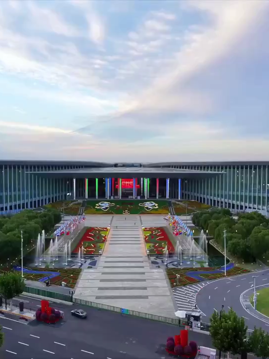 China Pavilion draws attention at 8th CIIE. New products make debut, the worlds bets on China. #ChinaCIIE