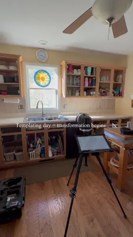 Getting the exact measurements before fabrication 👷🏼📏 #stonefabricator #customcountertops #countertops #quartz #interiordesign 