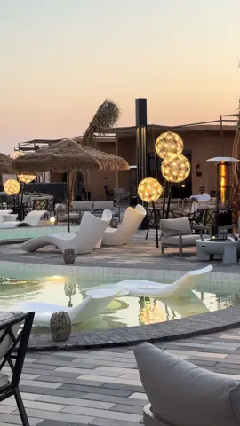 وكأنك ف عالم ثاني مو بالمدينه 🌝 #المدينه_المنوره #اكسبلور #كافيهات_المدينه #جديد_المدينة 