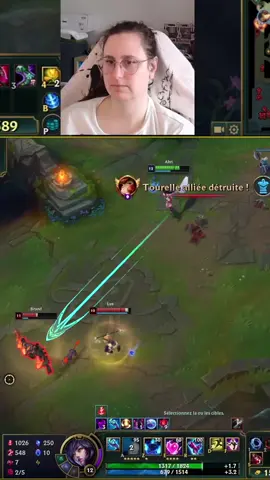 moi, en train de ne pas péter un câble pendant qu'on joue mon main ...💀🧂 @GeeketteinWonderland :zero sel ici 😅 Je sais très bien que je suis une patate sur lol et que j ai moi même fait un très mauvais move avec Ahri- c était juste de l humour 🥰 #lolfr #leagueoflegends #streamerfr #lol #gamingfrance 