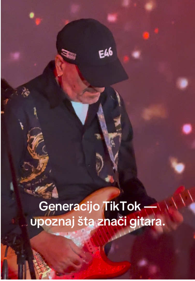 🎸🎸🎸🎸 #vlatkostefanovski #gitara #electricguitar 