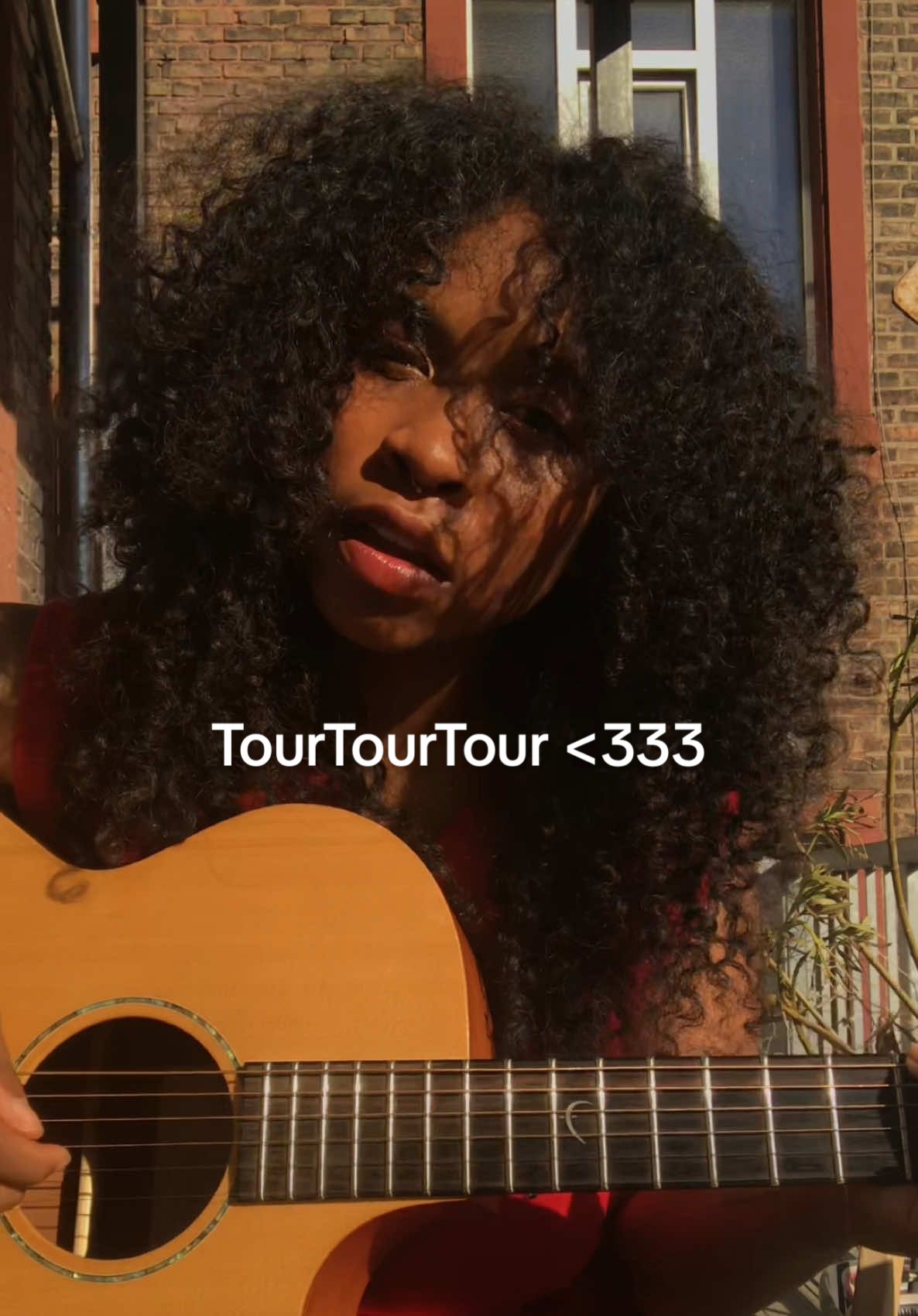 hihihihohoho ✨✨✨  Tickets gibts in der Bio  19.11 Köln | Garagen  20.11 Berlin | Lark  06.12 St.Gallen | Palace  #liveband #deutscherindie #originalsong #newcomer #tour 