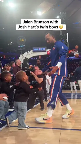 So adorable 🙌 (via @Ella Franco) #knicks #NBA #basketball