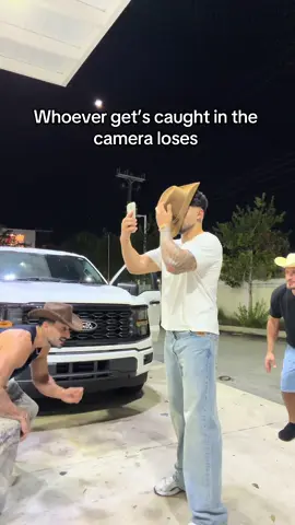 😂😂😂 @Zayn Dom @Adonis Ricci 