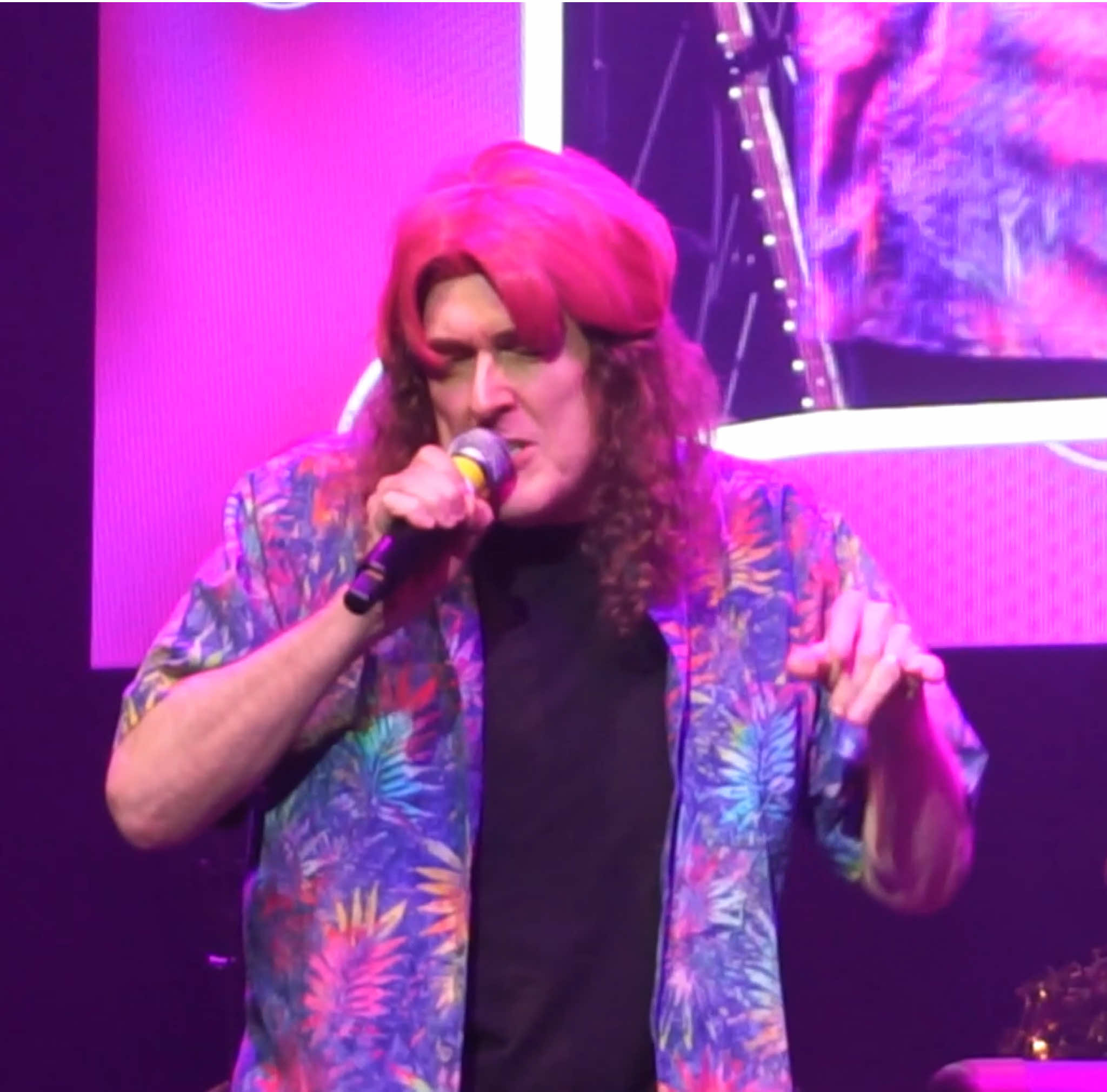 Never thought I’d see weird Al sing K-pop demon hunters #weirdalyankovic #weirdal #kansascity #sodapop #kpopdemonhunters 