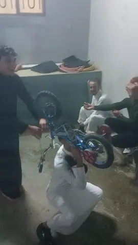 #مومصور_براسه_60_حض😂😂  #الشعب_الصيني_ماله_حل😂😂  #لايك__explore___  #تصميم_فيديوهات🎶🎤🎬  #زياد_ابو_خطاب 