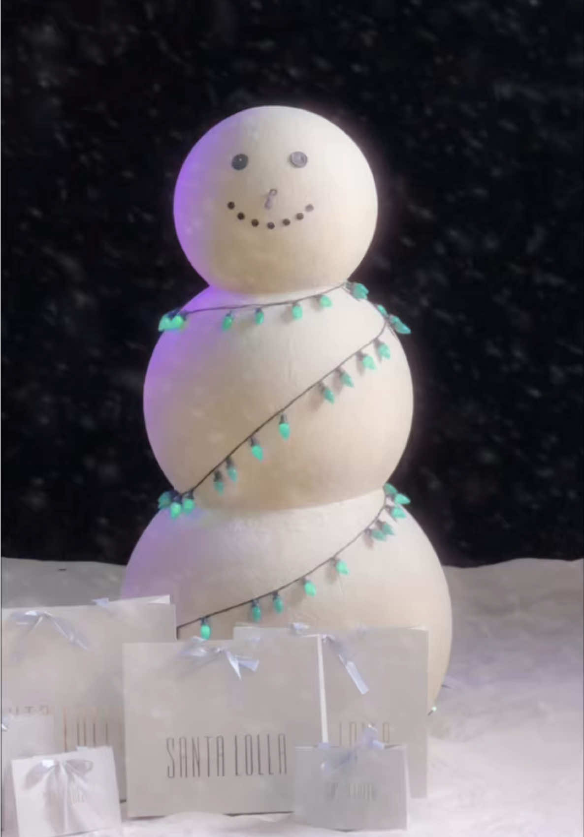 Está chegando... 👀🎄🎁 #SantaLolla #modafeminina  #sapatos 