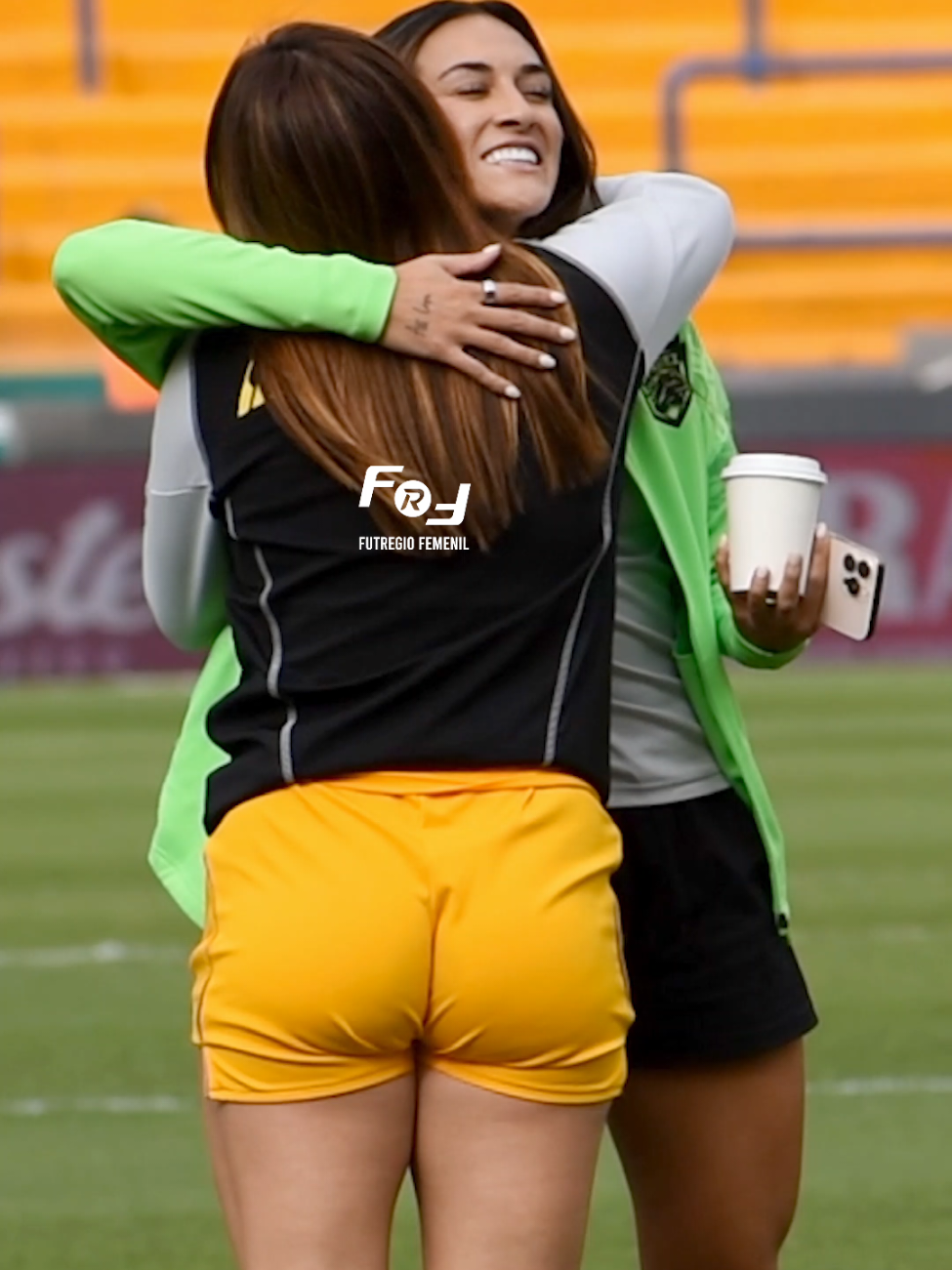 REENCUENTRO 🥰  #ligamx #tigresuanl #tigresfemenil #soccertiktok #ligamxfemenil 