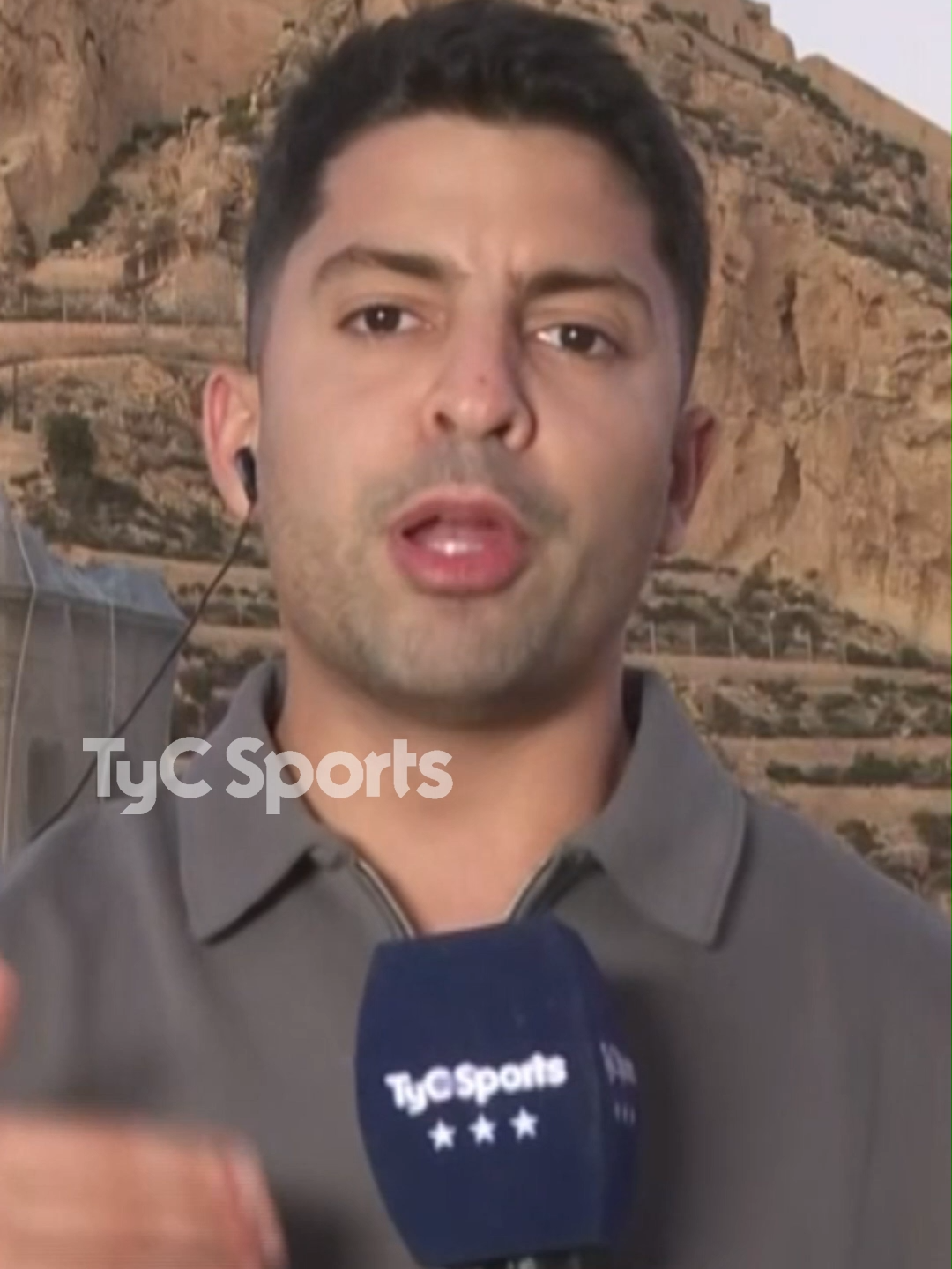 🇦🇷🗣️ Nahuel Molina, Julián Álvarez y Giuliano Simeone fueron desafectados de la Selección Argentina. Todos los detalles, por @gastonedul.