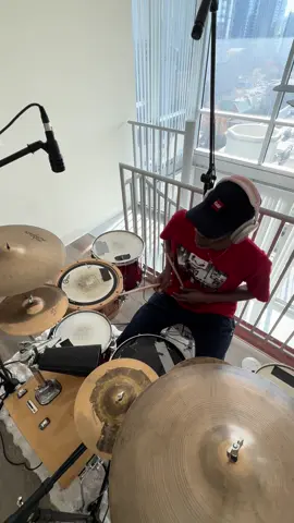 Every Rob joint pulls something new out of me. ‘Nineteen’ — pure translation of emotion through rhythm. #Drumssmoke #robarauj @Rob Araujo #DrumCover #DrummerOfInstagram #DrumTok         