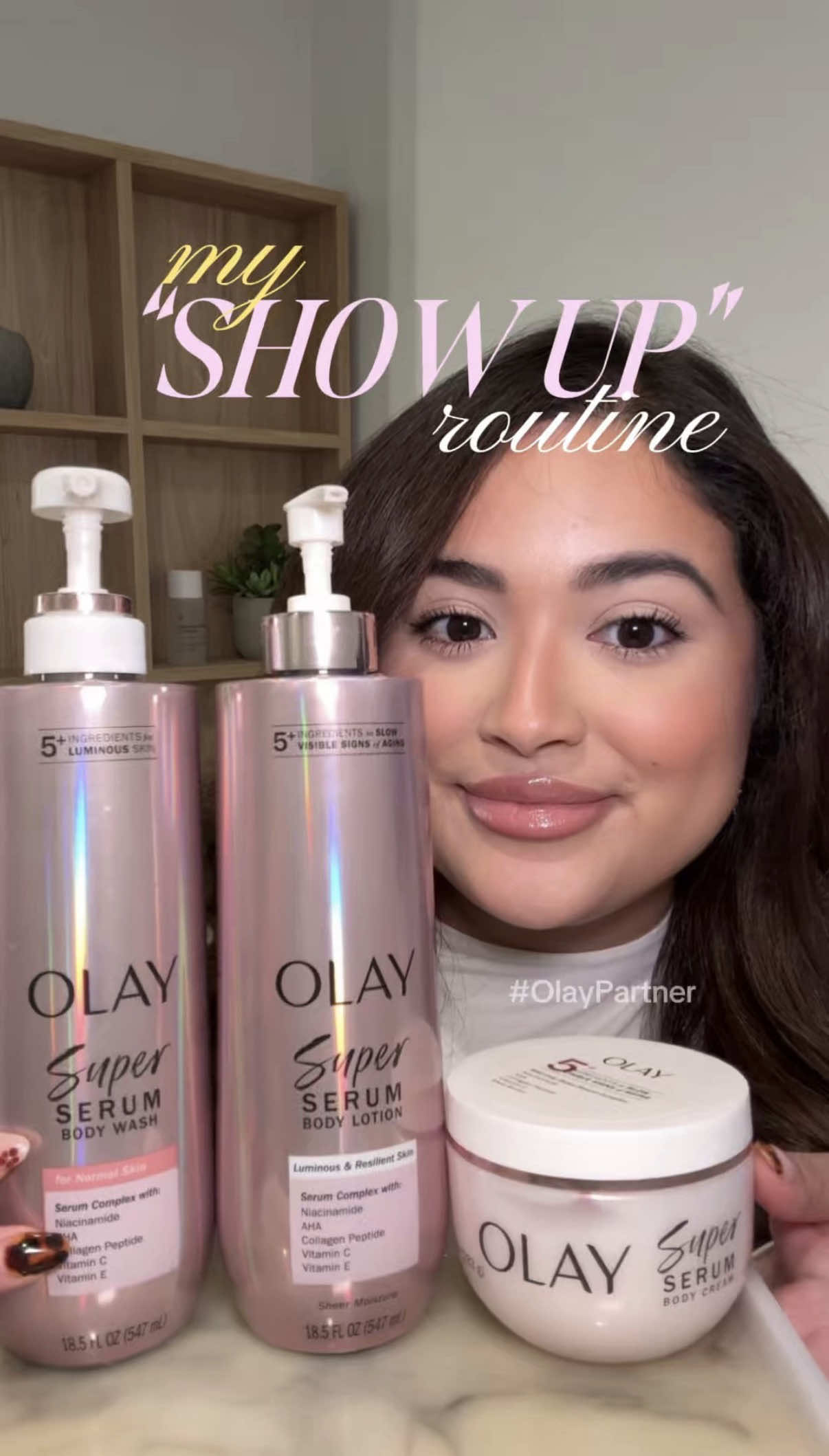 #OlayPartner #ad amiguis, meet my SHOW UP routine. El Olay Super Serum Collection tiene 5 beneficios en 1: hidrata, reafirma, suaviza, ilumina +  empareja el tono–y me da la confianza que necesito para vivir mi mejor vida y conectar con mi comunidad on screen and IRL 🤳🏽🩷 Corre a probarla y empieza tu GLOW with @Olay Skin Care 💫  #bodycareroutine #confianza #rutinadepiel 