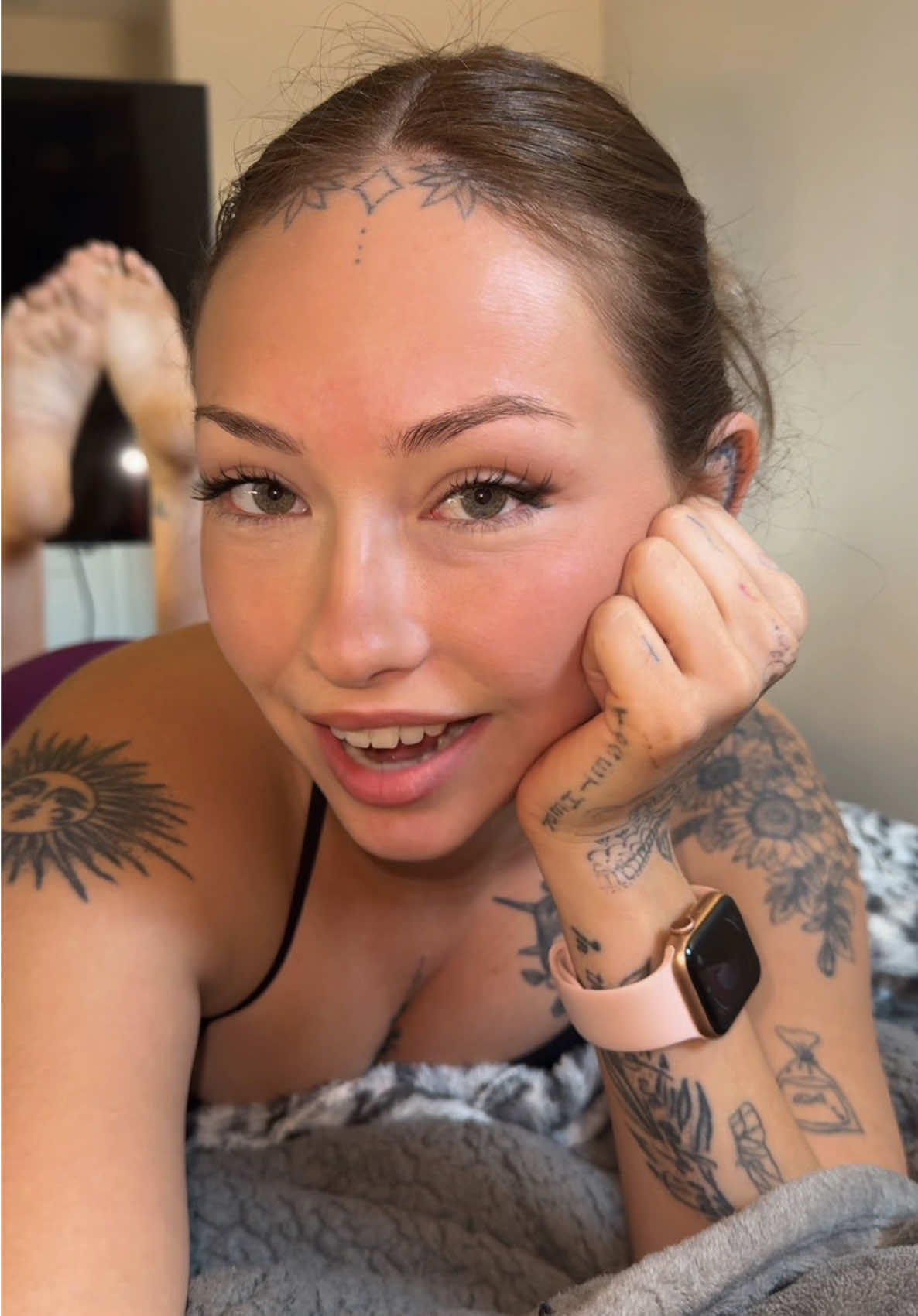 The vibez today 🖤🫶🏼  Beautiful disaster- The Hype! So catchy! 🎶 