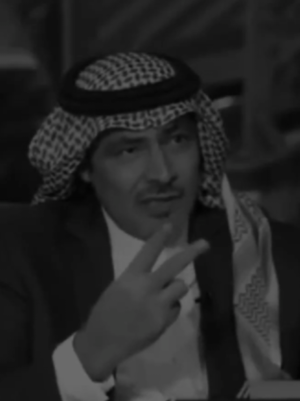 مالقىٰ من ودعك، حرفين ينطقها لسانه 👤 #رشيد_الدهام #قصايد #قصيد #شعر #الرياض_الان 