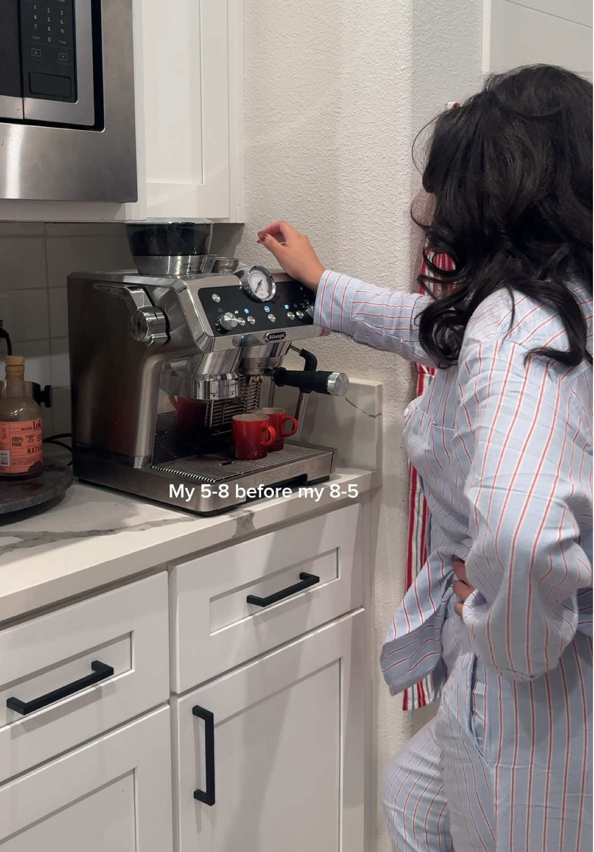 Cozy lil fall Monday . . . . #grwm #diml #hairtok 