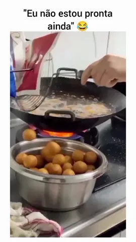 A coxinha voltando 😂😂😂 #cantandocomentarios #engraçado #humor 