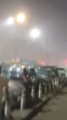 🚨 Breaking News: A devastating bomb blast near Red Fort, New Delhi has shaken the city. At least 8 killed and several injured as a car exploded close to the iconic monument. 💔 #RedFort #DelhiBlast #BreakingNews #IndiaNews #NewDelhi 